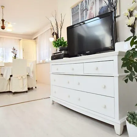 City Centre With Two Bedrooms プーラ